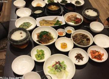 豆腐煲：素食里的烟火气 配图 2